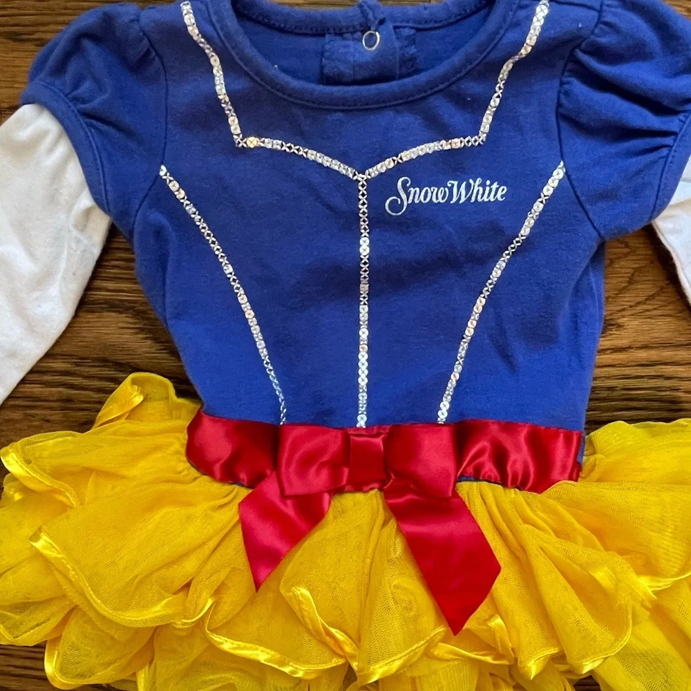 Disney Baby Girls Snow White Costume with TUTU Dress Up Size 9 Mths